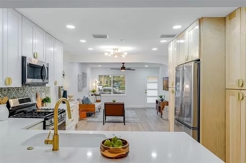 Versa Shaker kitchen