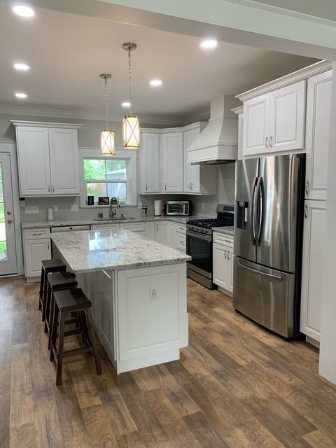 Glacier White kitchen
